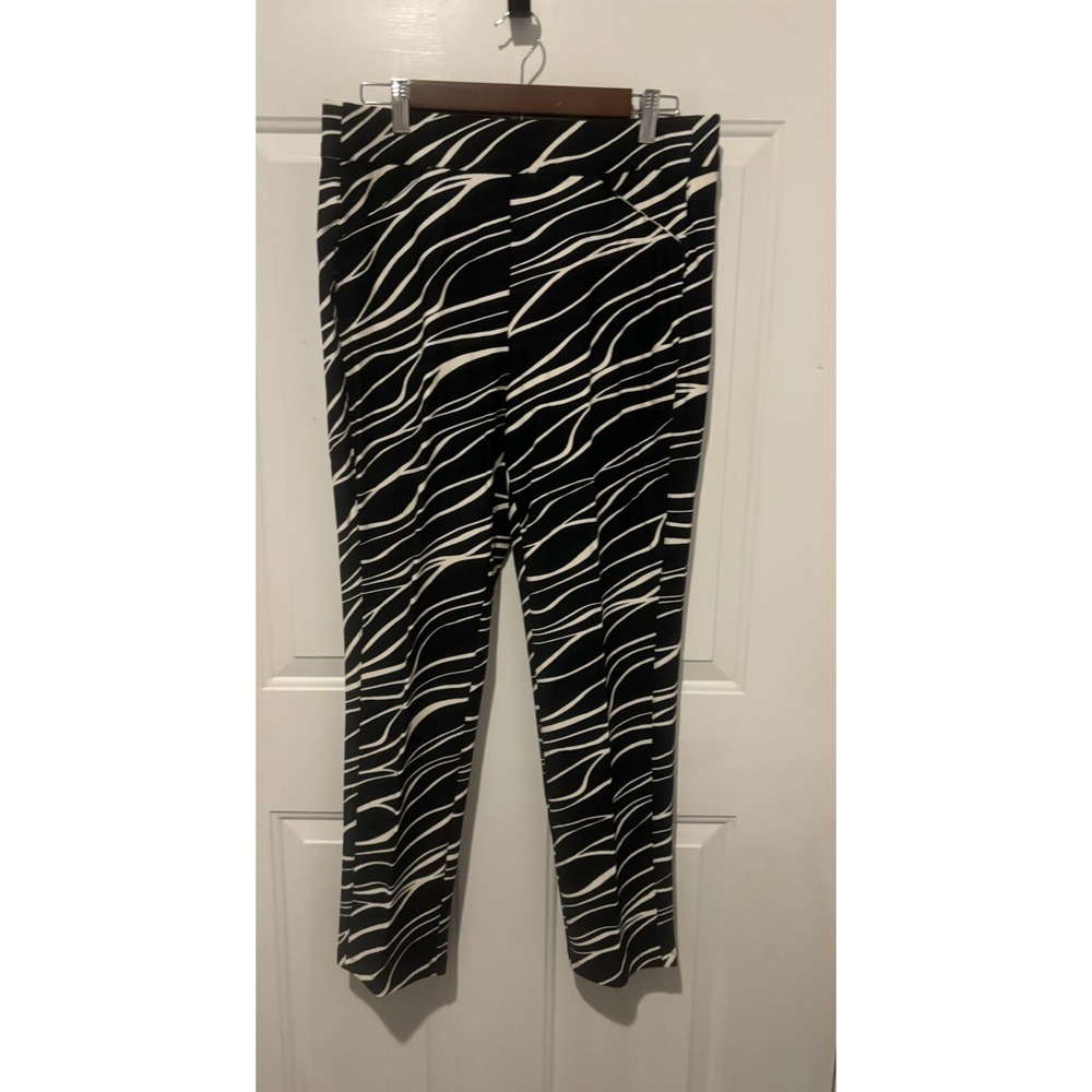 Chico's‎ Travelers Pants Dressy Women's Wave Print Black And White Size 1R (8)